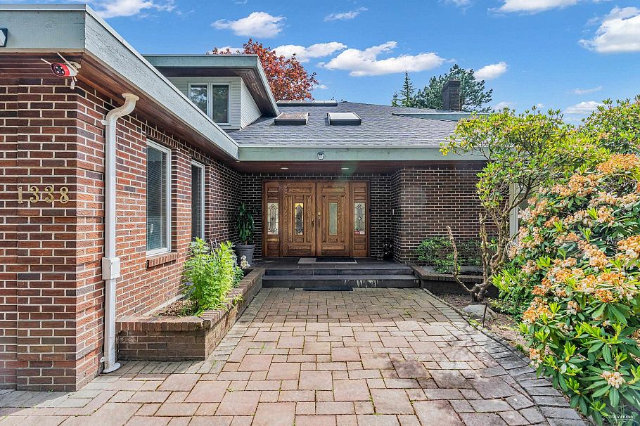 1338 W 54th Avenue Vancouver, BC - 33