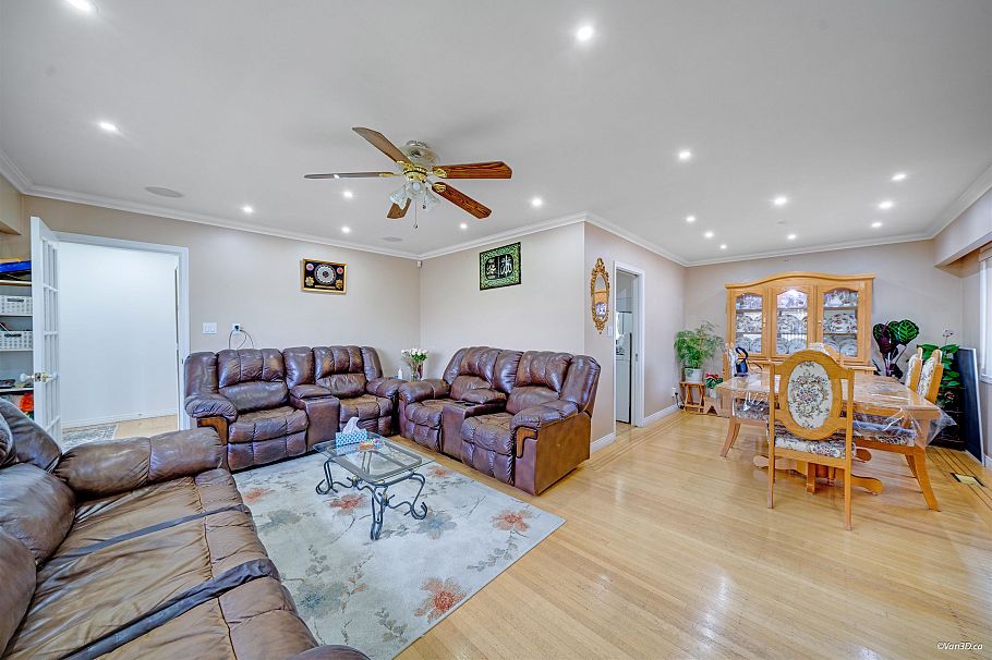 1359 E 64th Avenue Vancouver, BC - 1