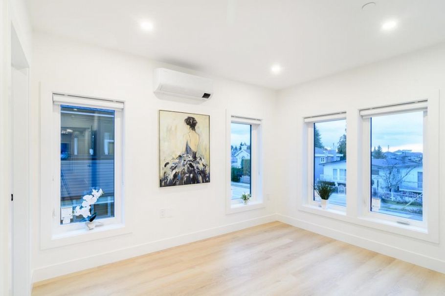 3304 Wellington Avenue Vancouver, BC - 24