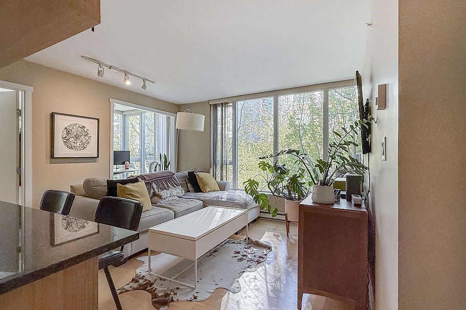 302 1010 Richards Street Vancouver, BC - 6