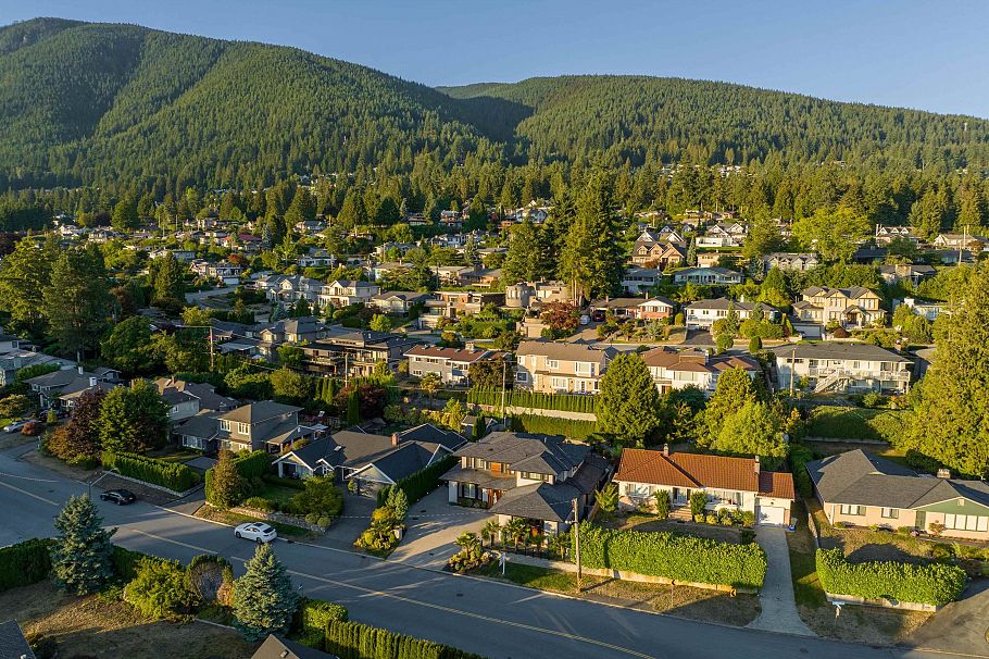 4168 Highland Boulevard North Vancouver, BC - 34