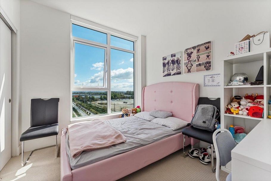 901 8570 Rivergrass Drive Vancouver, BC - 8