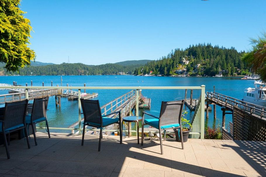 2564 Panorama Drive North Vancouver, BC - 12