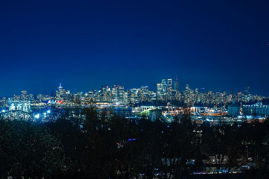 1275 W Keith Road North Vancouver, BC - 7