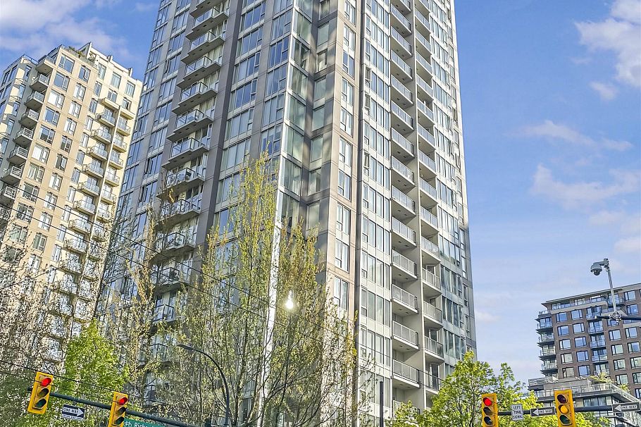 302 1010 Richards Street Vancouver, BC - 34