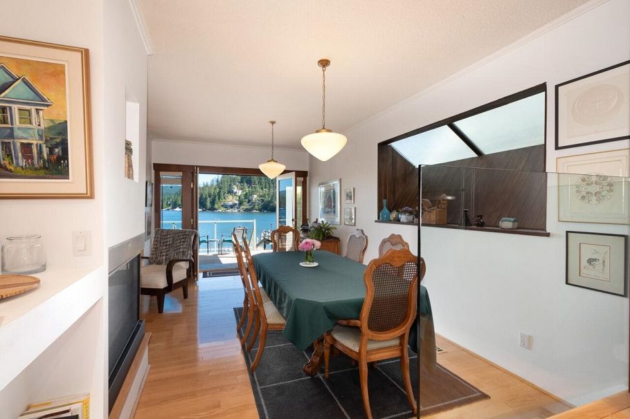 2564 Panorama Drive North Vancouver, BC - 10