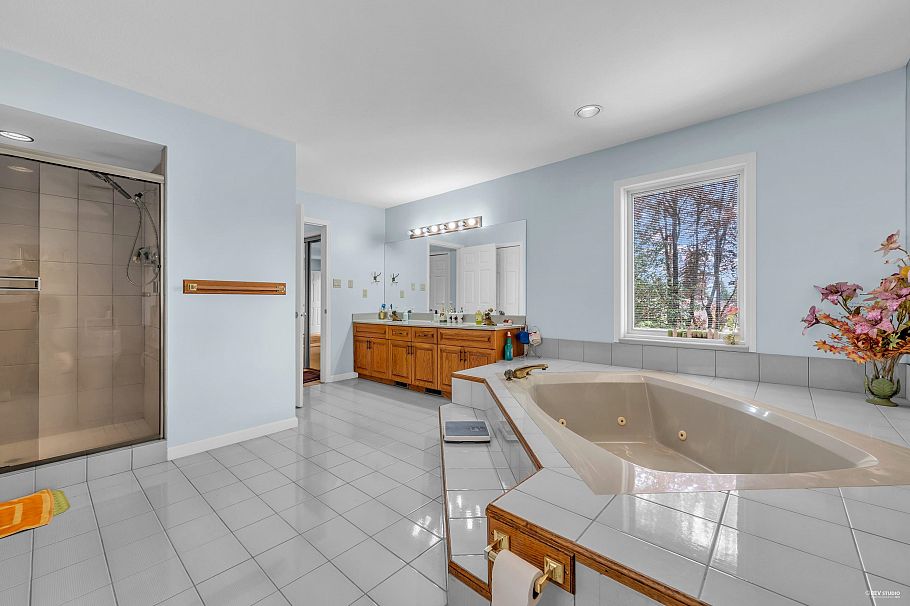 1338 W 54th Avenue Vancouver, BC - 24