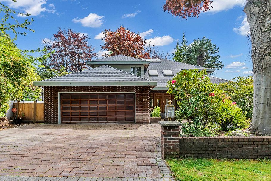 1338 W 54th Avenue Vancouver, BC - 1