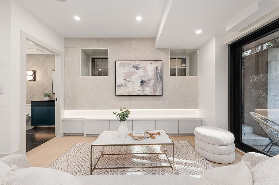 2 365 E 33rd Avenue Vancouver, BC - 9