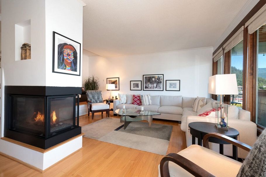 2564 Panorama Drive North Vancouver, BC - 7