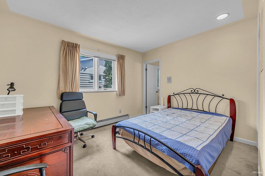 1338 W 54th Avenue Vancouver, BC - 17