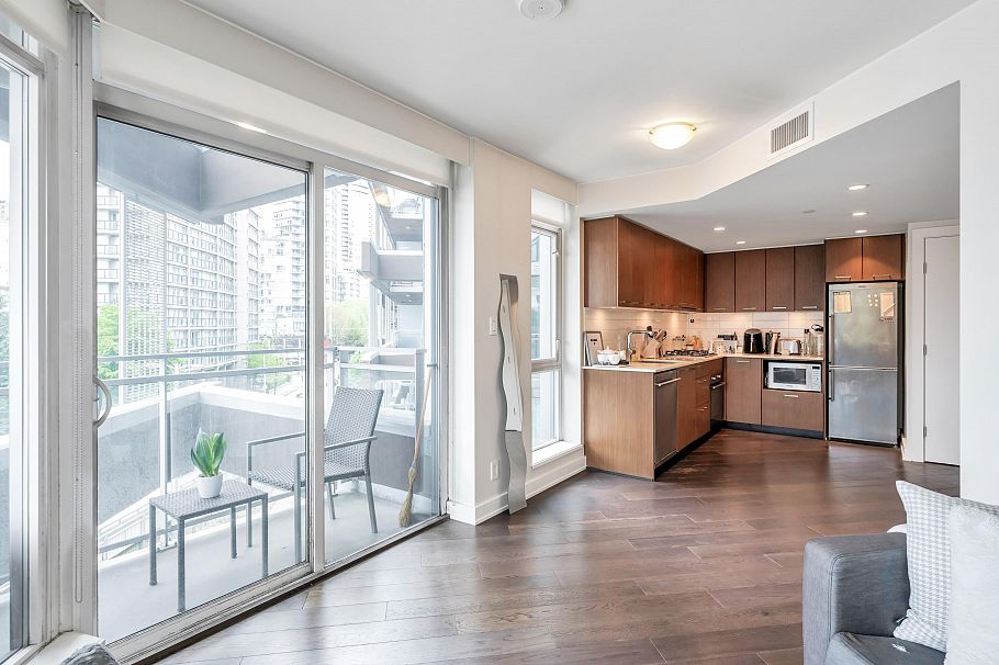 607 1372 Seymour Street Vancouver, BC - 11