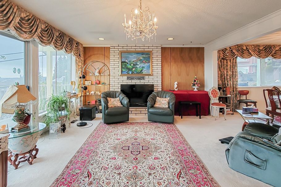 2155 Burquitlam Drive Vancouver, BC - 21