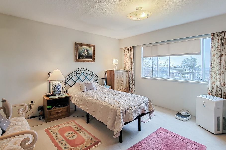 2155 Burquitlam Drive Vancouver, BC - 29