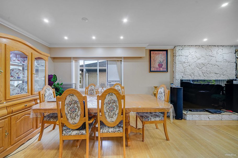 1359 E 64th Avenue Vancouver, BC - 18