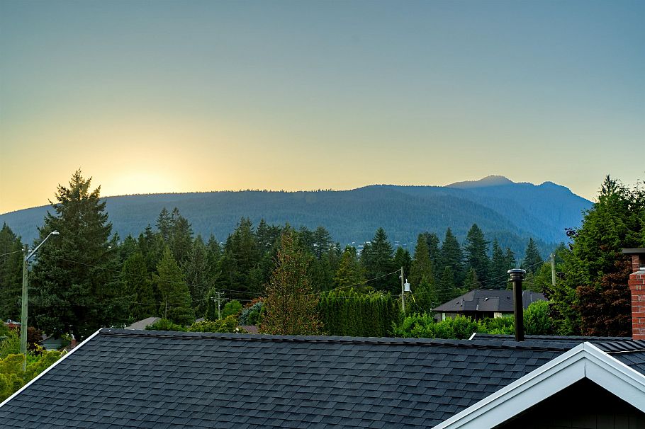 4168 Highland Boulevard North Vancouver, BC - 32