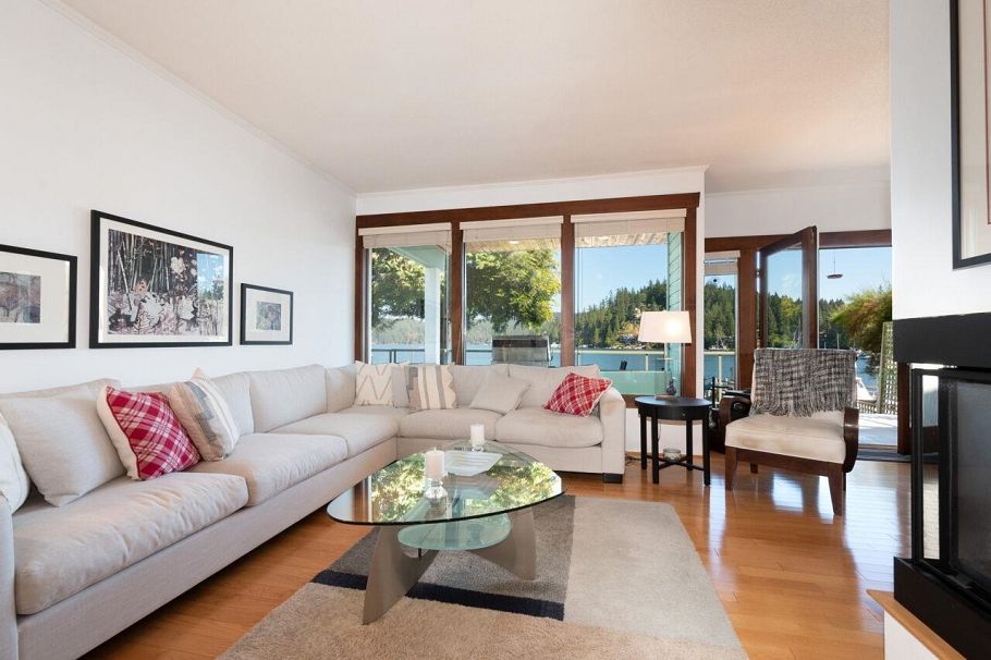 2564 Panorama Drive North Vancouver, BC - 6