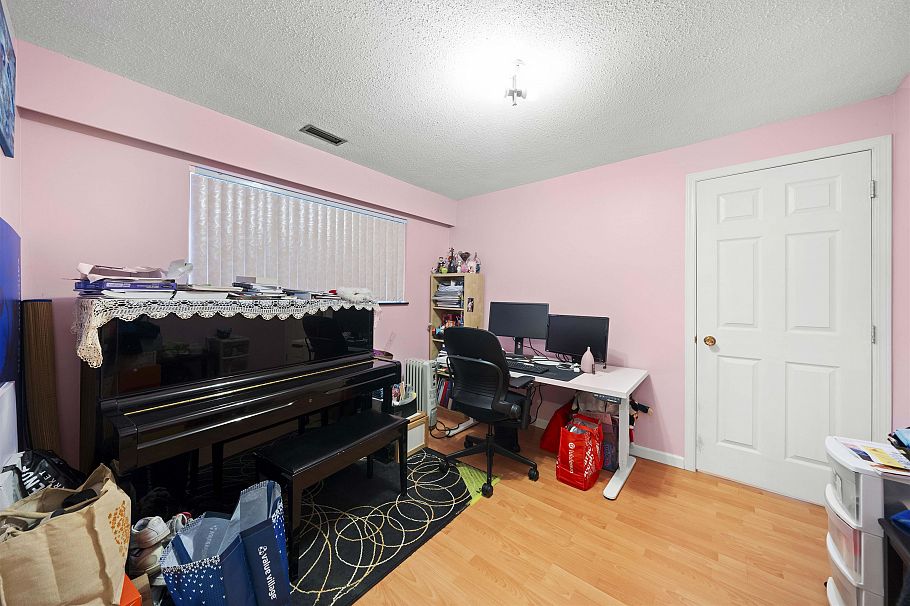 5267 Spencer Street Vancouver, BC - 32