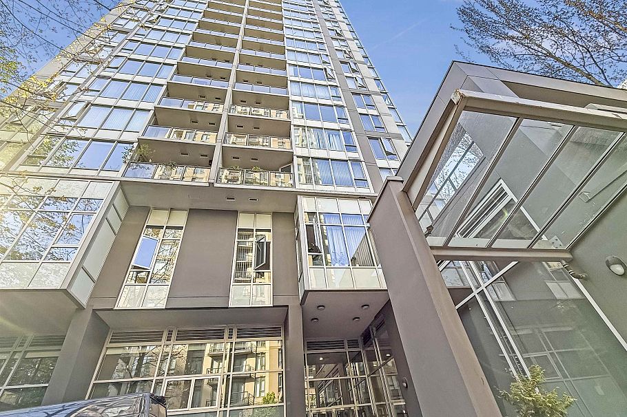 302 1010 Richards Street Vancouver, BC - 33