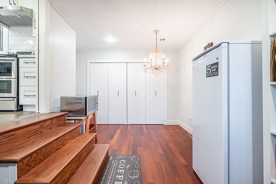 1275 W Keith Road North Vancouver, BC - 14