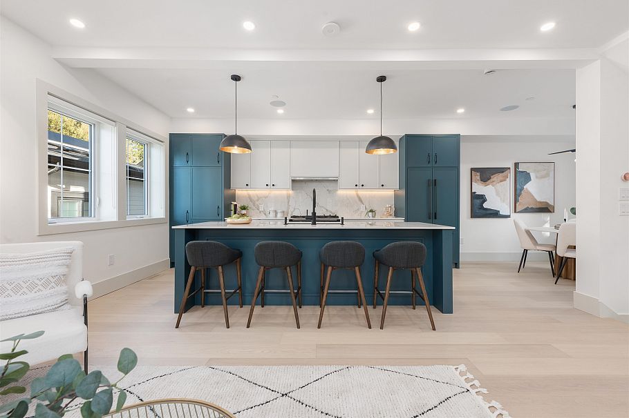 2 365 E 33rd Avenue Vancouver, BC - 3