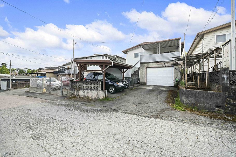 5267 Spencer Street Vancouver, BC - 36