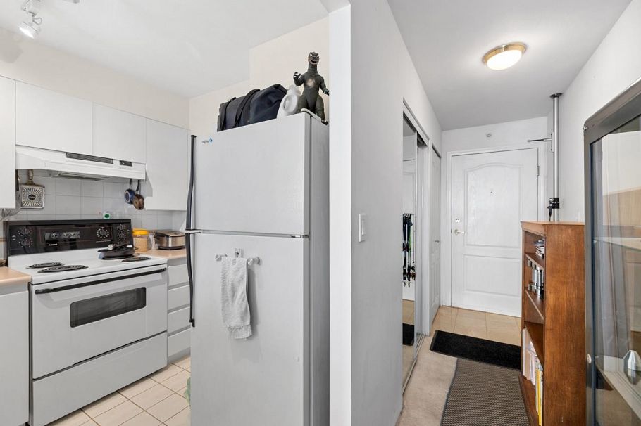 1706 888 Pacific Street Vancouver, BC - 8