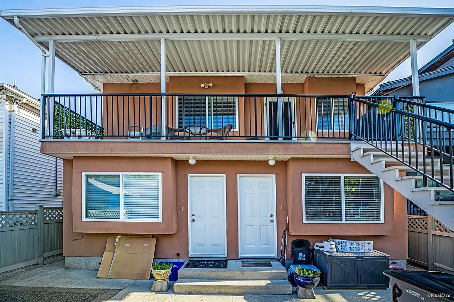 3021 E 29th Avenue Vancouver, BC - 31