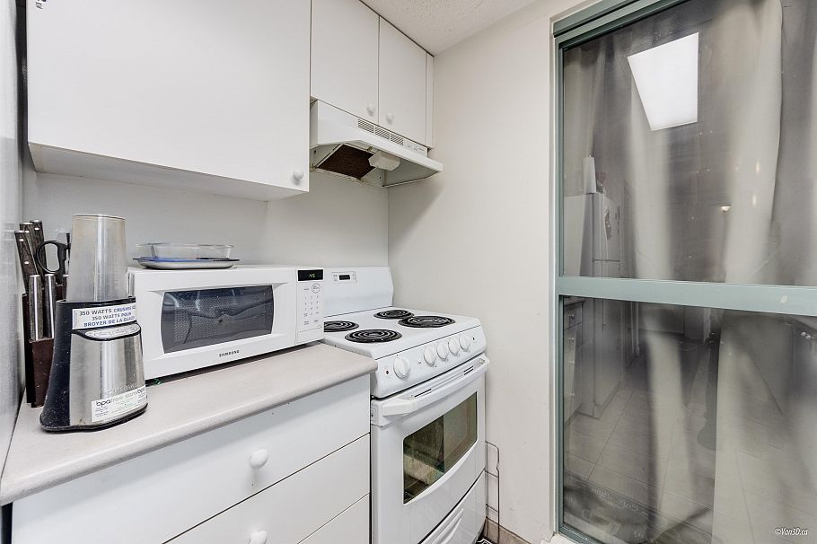 1902 1188 Howe Street Vancouver, BC - 5