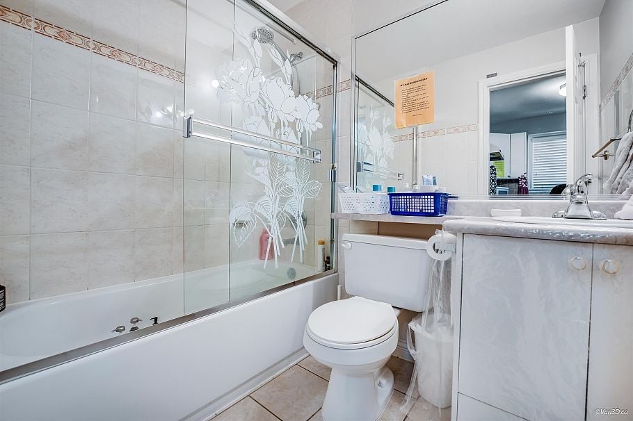 3021 E 29th Avenue Vancouver, BC - 24