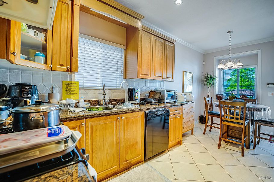 3021 E 29th Avenue Vancouver, BC - 7