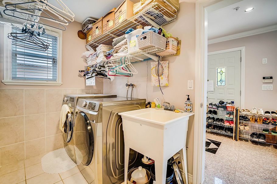 3021 E 29th Avenue Vancouver, BC - 20