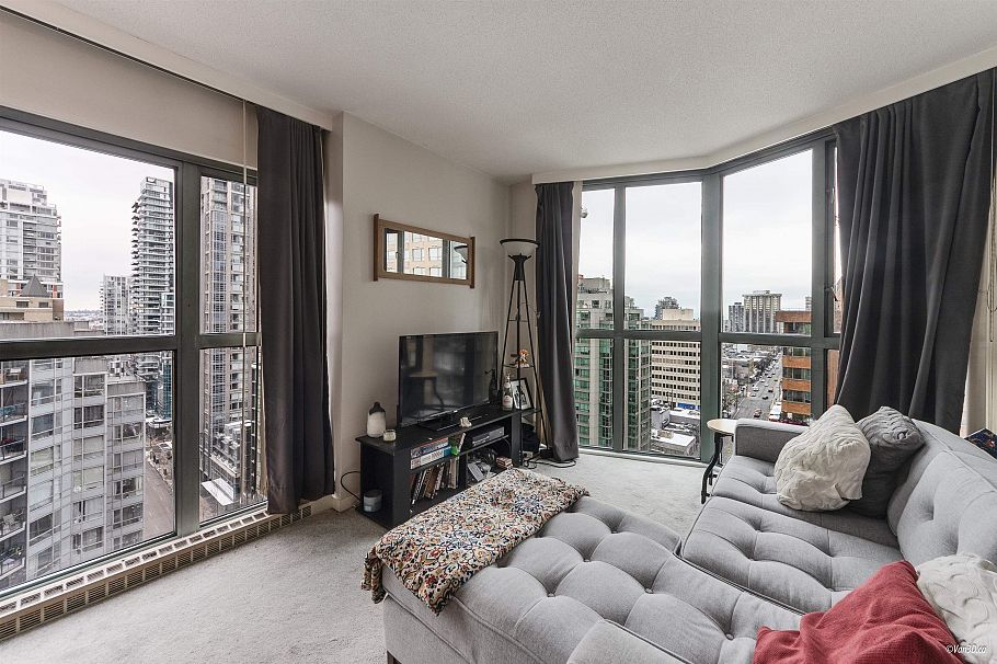 1902 1188 Howe Street Vancouver, BC - 2