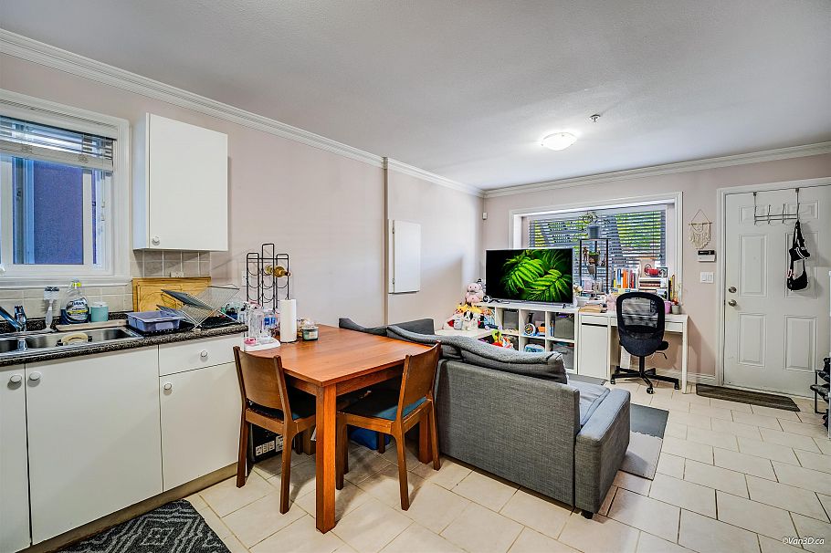 3021 E 29th Avenue Vancouver, BC - 26