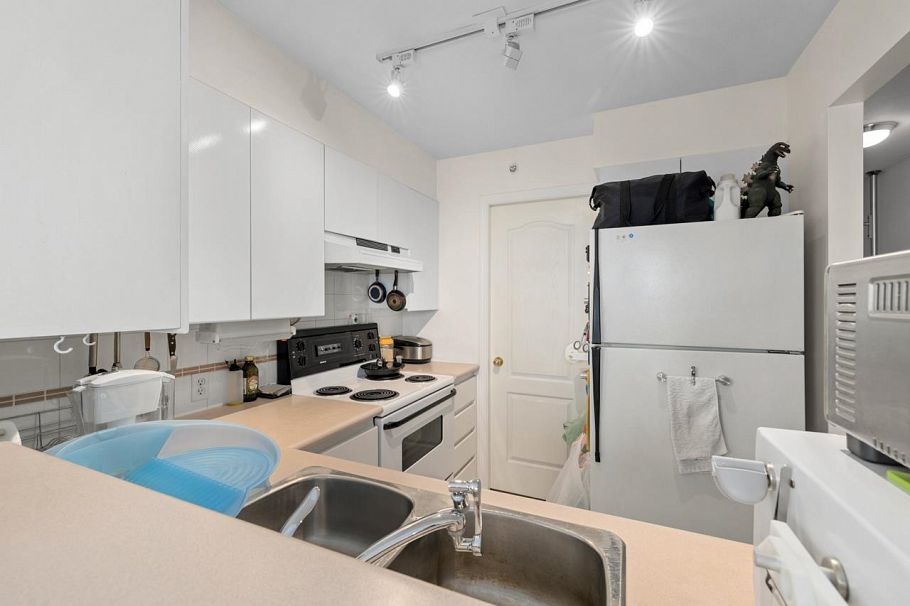 1706 888 Pacific Street Vancouver, BC - 7