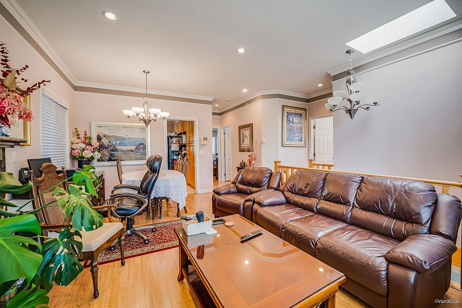 3021 E 29th Avenue Vancouver, BC - 4