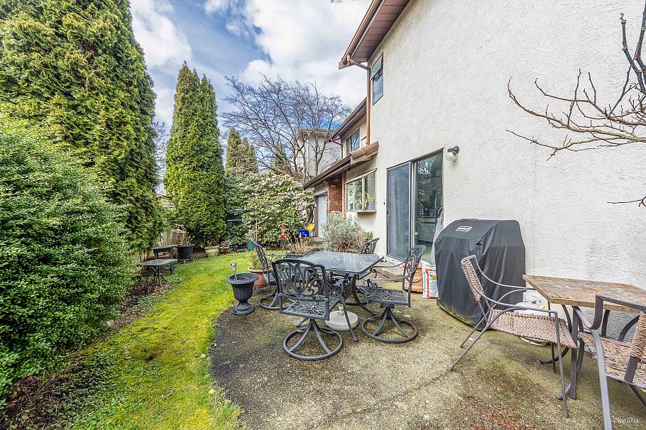 1215 W 67th Avenue Vancouver, BC - 24