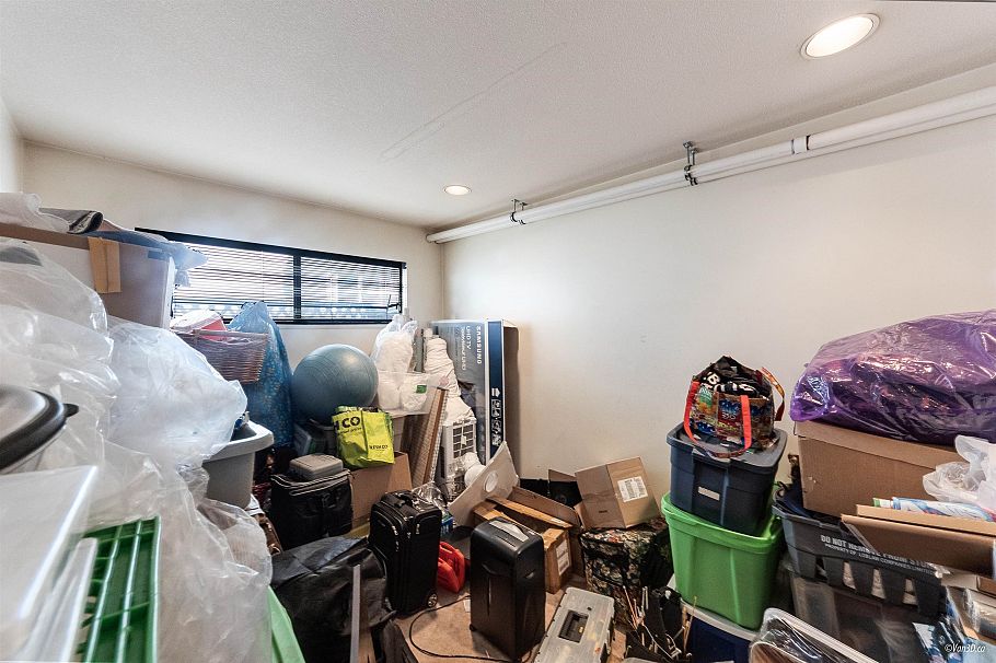 1215 W 67th Avenue Vancouver, BC - 20