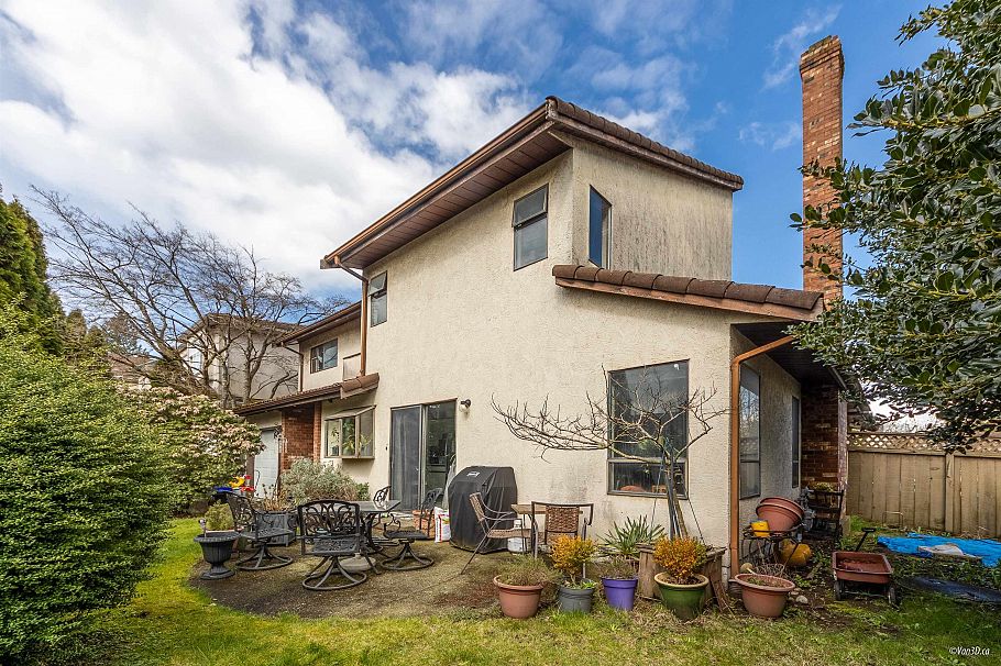 1215 W 67th Avenue Vancouver, BC - 4