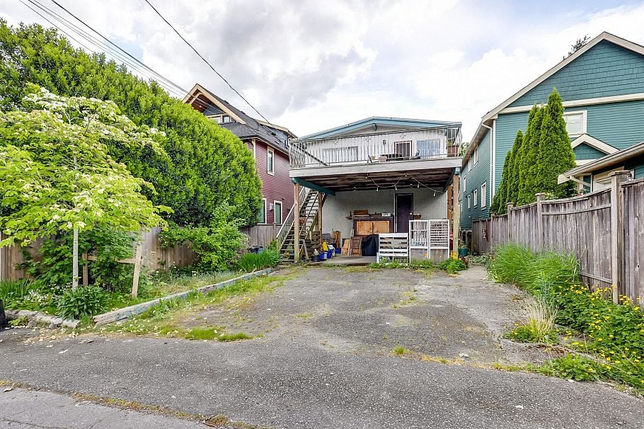 1405 - 1403 E 14th Avenue Vancouver, BC - 34