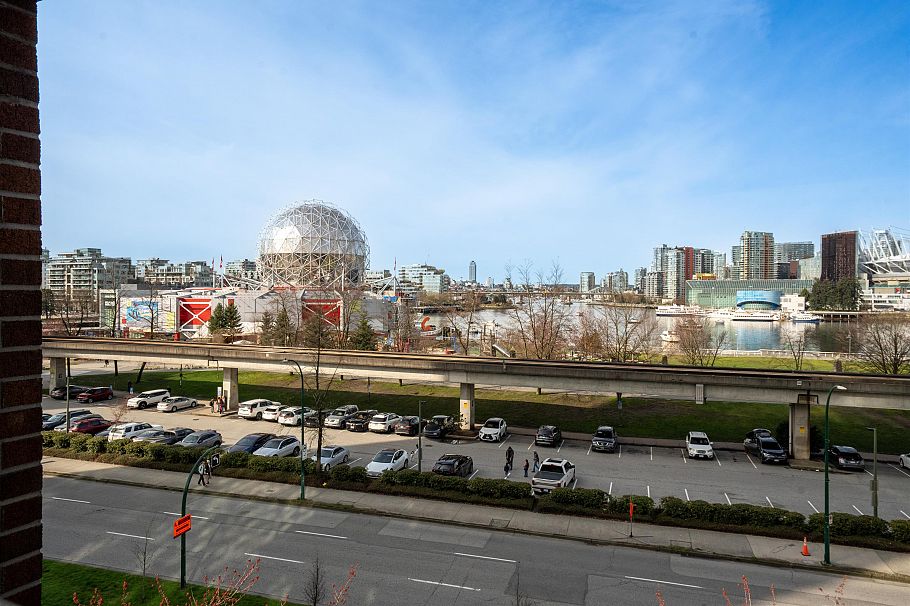 406 1128 Quebec Street Vancouver, BC - 25