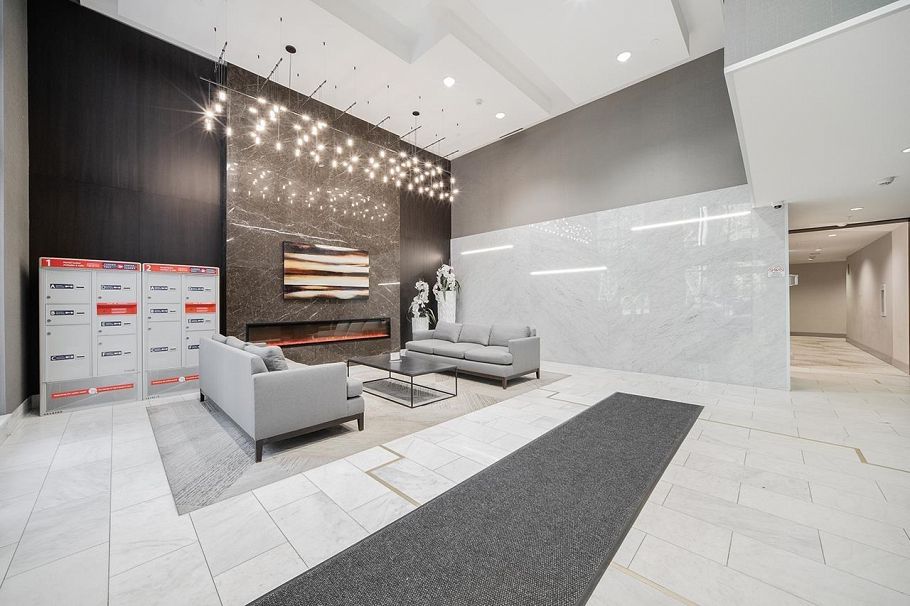 701 3487 Binning Road Vancouver, BC - 3