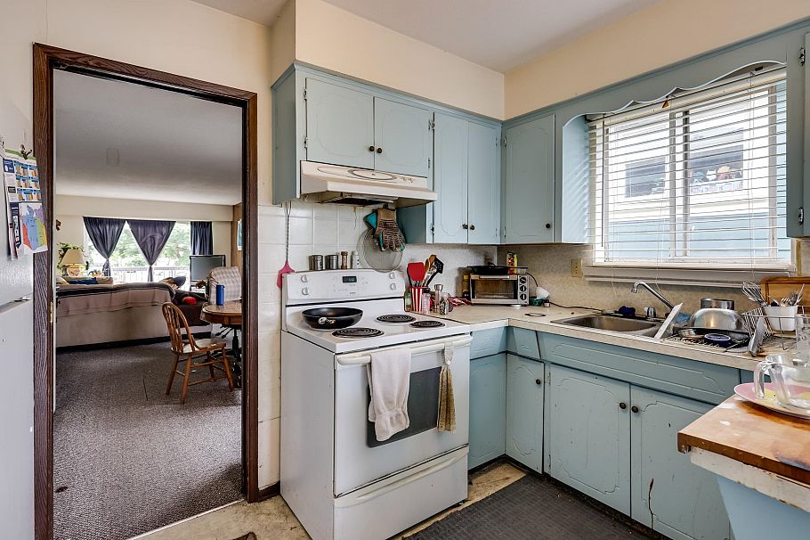 1405 - 1403 E 14th Avenue Vancouver, BC - 25