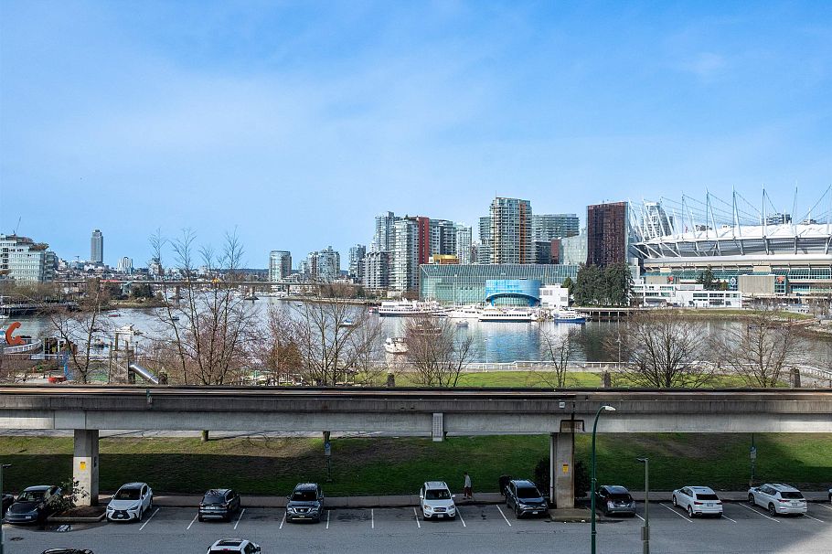 406 1128 Quebec Street Vancouver, BC - 23