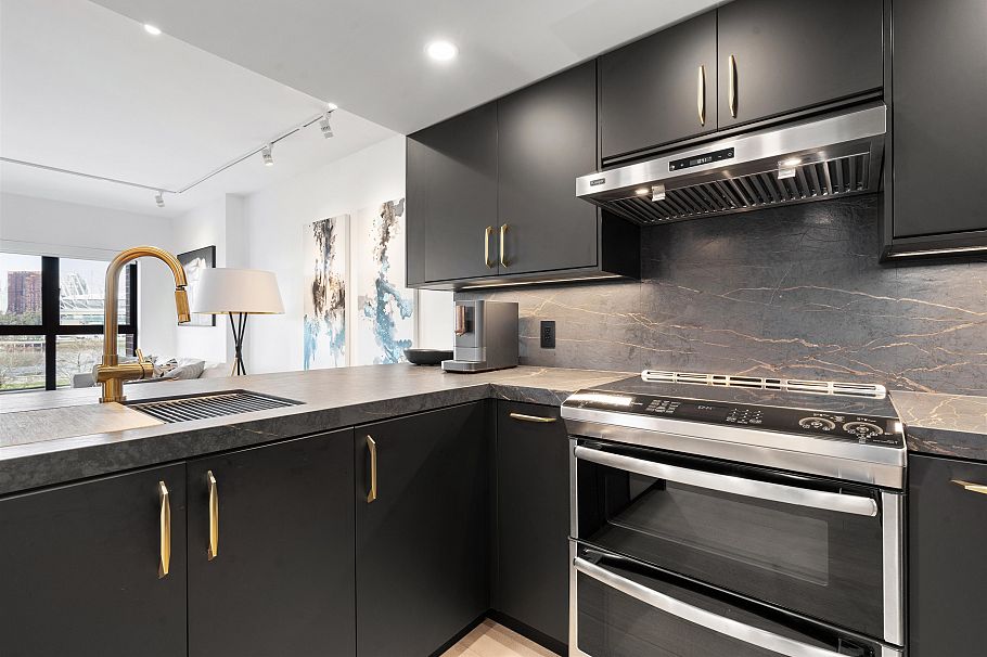 406 1128 Quebec Street Vancouver, BC - 10