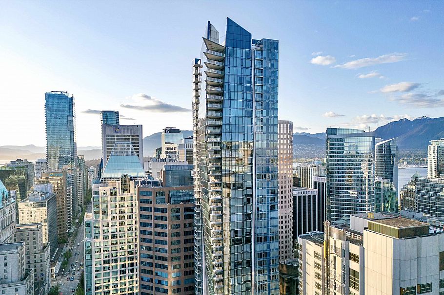 2902 667 Howe Street Vancouver, BC - 1