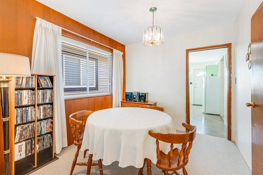 1066 E 63rd Avenue Vancouver, BC - 21