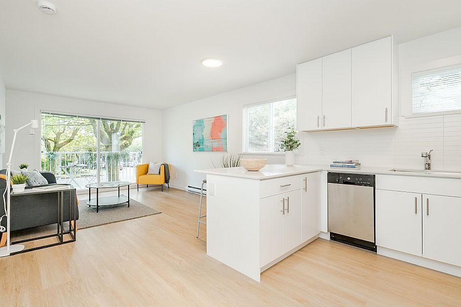 104 8690 Montcalm Street Vancouver, BC - 7