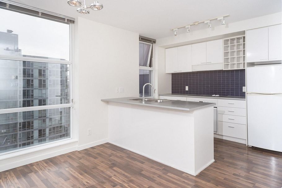 2901 602 Citadel Parade Vancouver, BC - 6