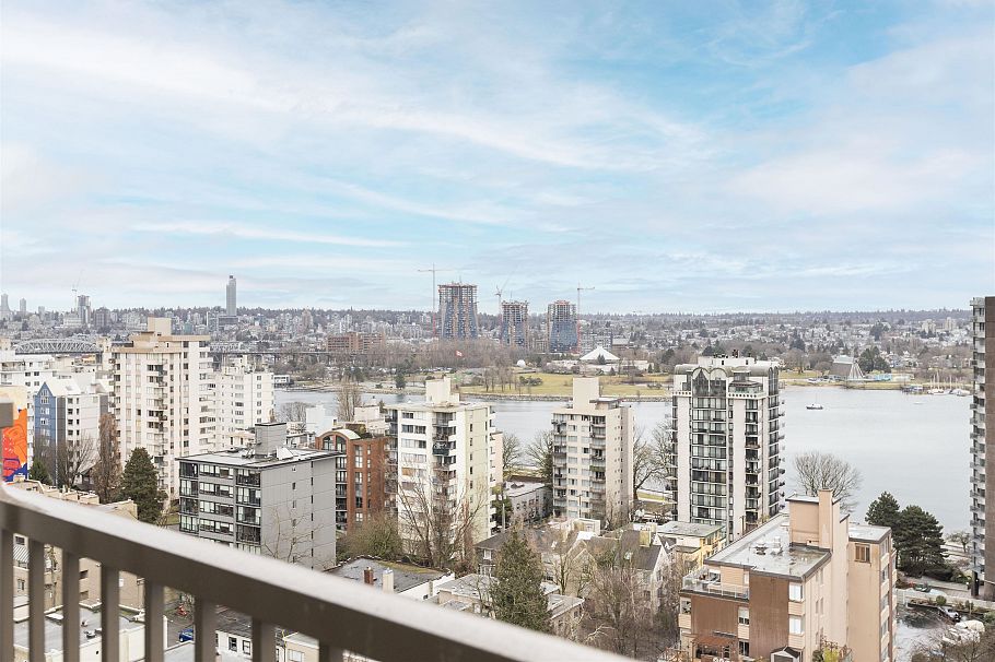 1701 1251 Cardero Street Downtown, BC - 4